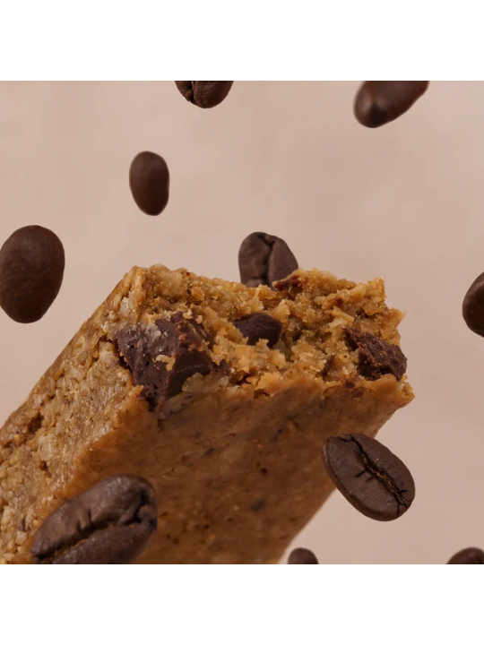 Avižų batonėlis su kava ir juoduoju šokoladu Naturally Pam Oat Bar