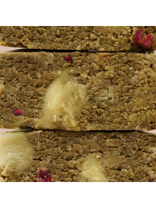 Avižų batonėlis su matcha ir avietėmis Naturally Pam Oat Bar
